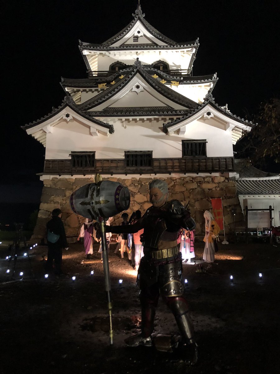 Twoucan 彦根城夜楽 の注目ツイート イラスト マンガ コスプレ モデル