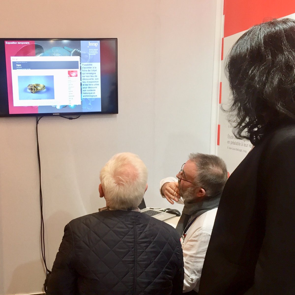 Merci à Alain #Schmitz, #sénateur, membre de la commission culture, de l'éducation et de la communication du #Sénat, rapporteur de la mission d'information sur le #mécénat culturel, pour sa venue sur le stand de l'<a href="/Inrap/">Inrap</a> et son intérêt pour notre galeriemuseale.inrap.fr
#SIPC2019