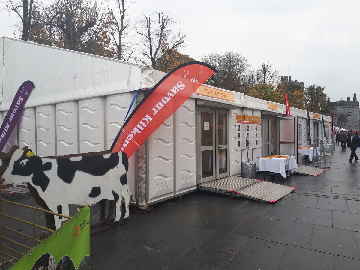 NDC_ie's tweet photo. Our Nutritionist, Caroline Gunn, is taking to the Good Vibe Hive stage shortly @SavourKilkenny to discuss #DairyInYourDiet.
#savourkilkenny #savour2019 https://t.co/pZIPr70oAw