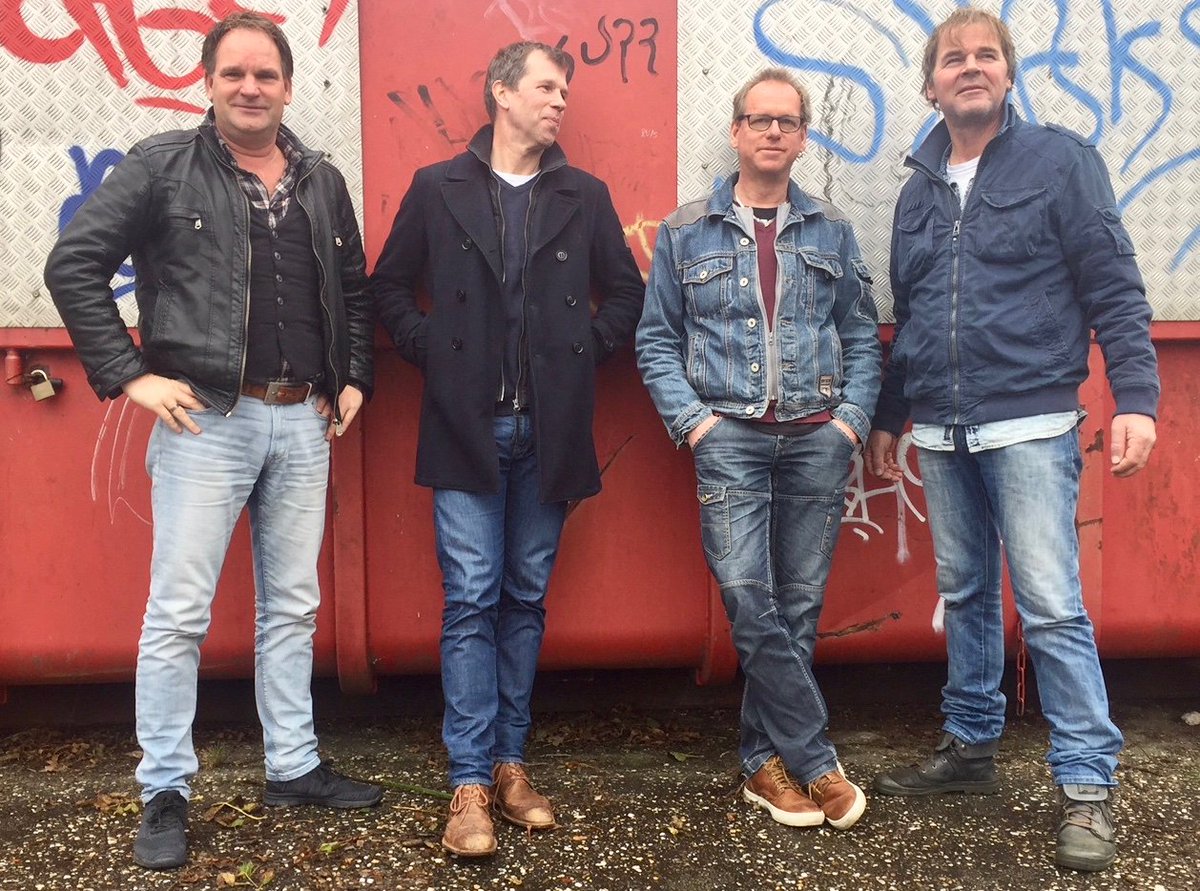 Vanavond in café Halfweg in Ursem: Terror! Toegang gratis.