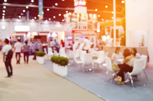 edpublibook's tweet photo. #SalonDuLivre #Montréal #Canada #Livre #Publibook #Auteur
Nous sommes heureux de vous annoncer notre participation au Salon du livre de Montréal, qui se déroulera du 20 au 25 novembre prochain. Venez donc nous rendre visite au sein de cet événement culturel incontournable. 🌎📚 https://t.co/c0CxZlsXL6