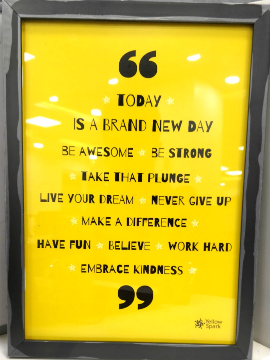 simplymiracles's tweet image. What makes any company a brand isn&apos;t just the profits but the relationship it builds with people along the way &amp;amp; @YourYellowSpark does it best in the simplest yet impactful way
Thankyou
#SparkYourMind #IgniteYourSpark #YellowSpark #DiwaliGifts #BestClient #BrandGoals #HappyDiwali