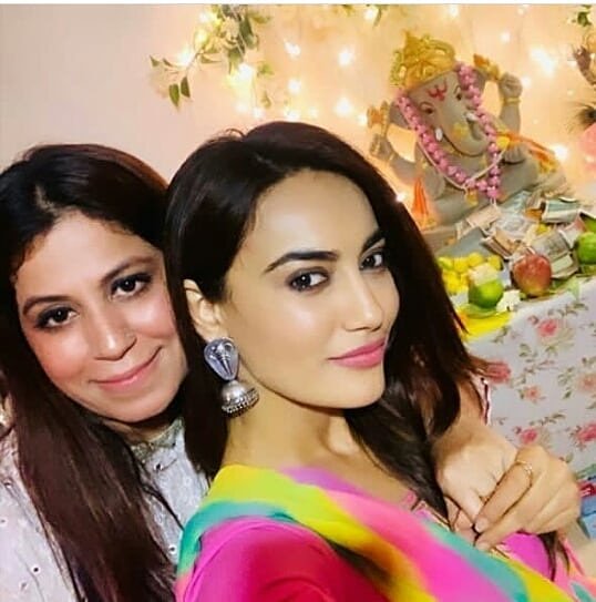 Swamy_Surbhi's tweet photo. Wish you many more happy returns of the day🤗❤🎂🎉🎊 @anusoru
.
.
@Surbhijyoti @Anusoru 
#Surbhijyoti #Anusoru https://t.co/sPiZiHRrxP
