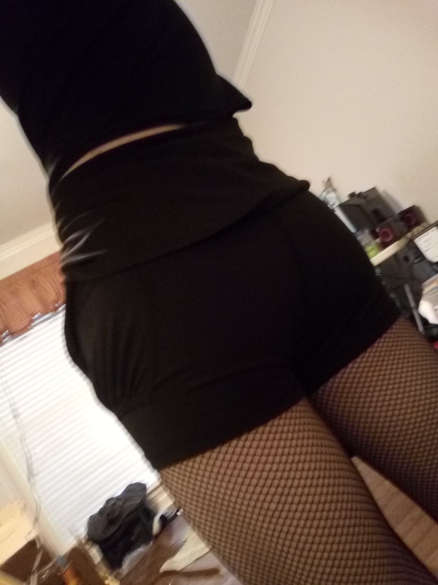 Ok so, I got beaned from Twitter now I gotta post all my nudies again. I have to restrain from cursing