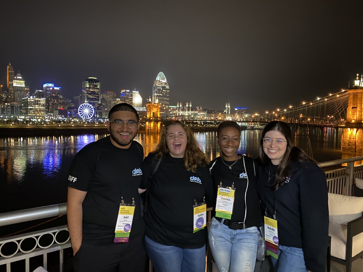 Mizz_Tosh's tweet photo. Dabbers live @thenacamam 2019 #nacamam https://t.co/A4h6S3dYiy