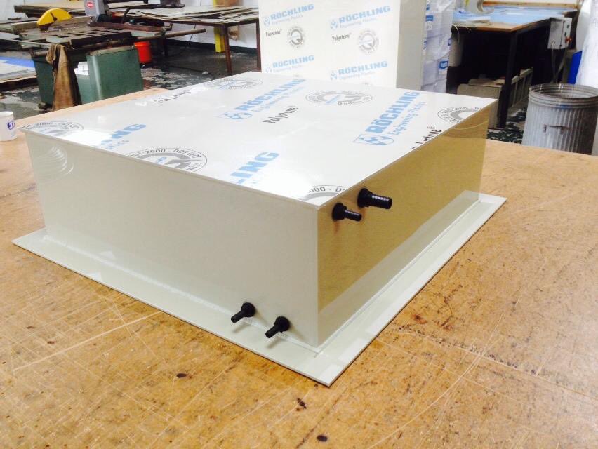 Goodwinplastics's tweet photo. Selection of some water and waste holding tanks made for both canal boats and Yachts. #canal #CanalBoat #cheshire #Chester #coaching #localbusiness #yachts #boating #northwest #UKmfg #GBmfg #supportlocal https://t.co/Fe4hMtzXPW