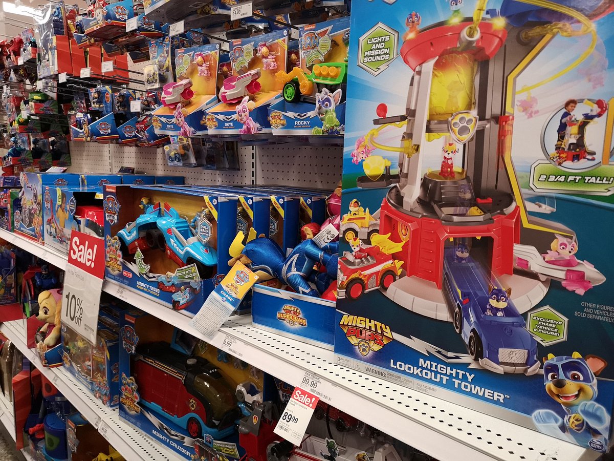 ハワイのスーパーのおもちゃコーナーのパウパトロール充実っぷりが