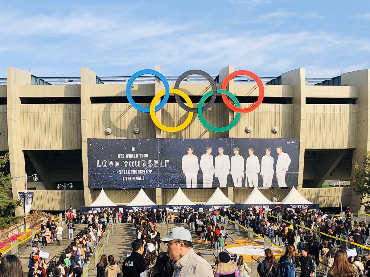 ___Spell's tweet image. 사부작사부작 돌아댕기기🤭🤭