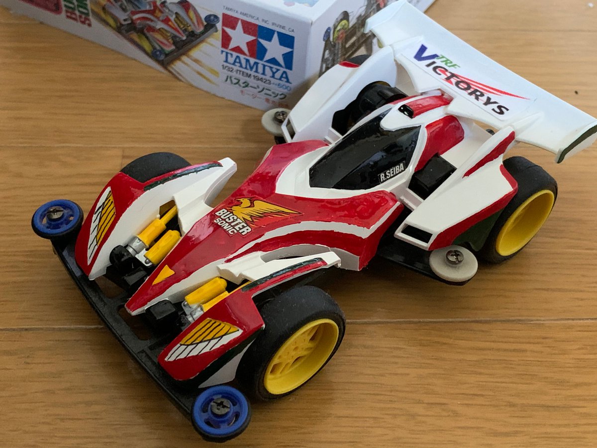 Kou ソニックは敵なんかじゃない 僕はおまえを信じてる ソニックならきっと勝てる バスターソニックようやく完成 ヘッドライトのラインとかミスってるけど サスペンションを前はゴールド一色だったけど アニメカラーに近づけて ホイールを