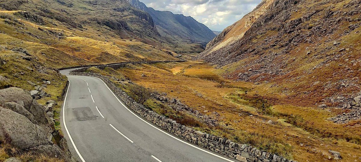 My biggest challenge to date today <a href="/marathoneryri/">Snowdonia Marathon</a> hopefully I will find away to get through it raising money for <a href="/hospiceSAHS/">Evora Hospice (Formerly Southern Area Hospice)</a>