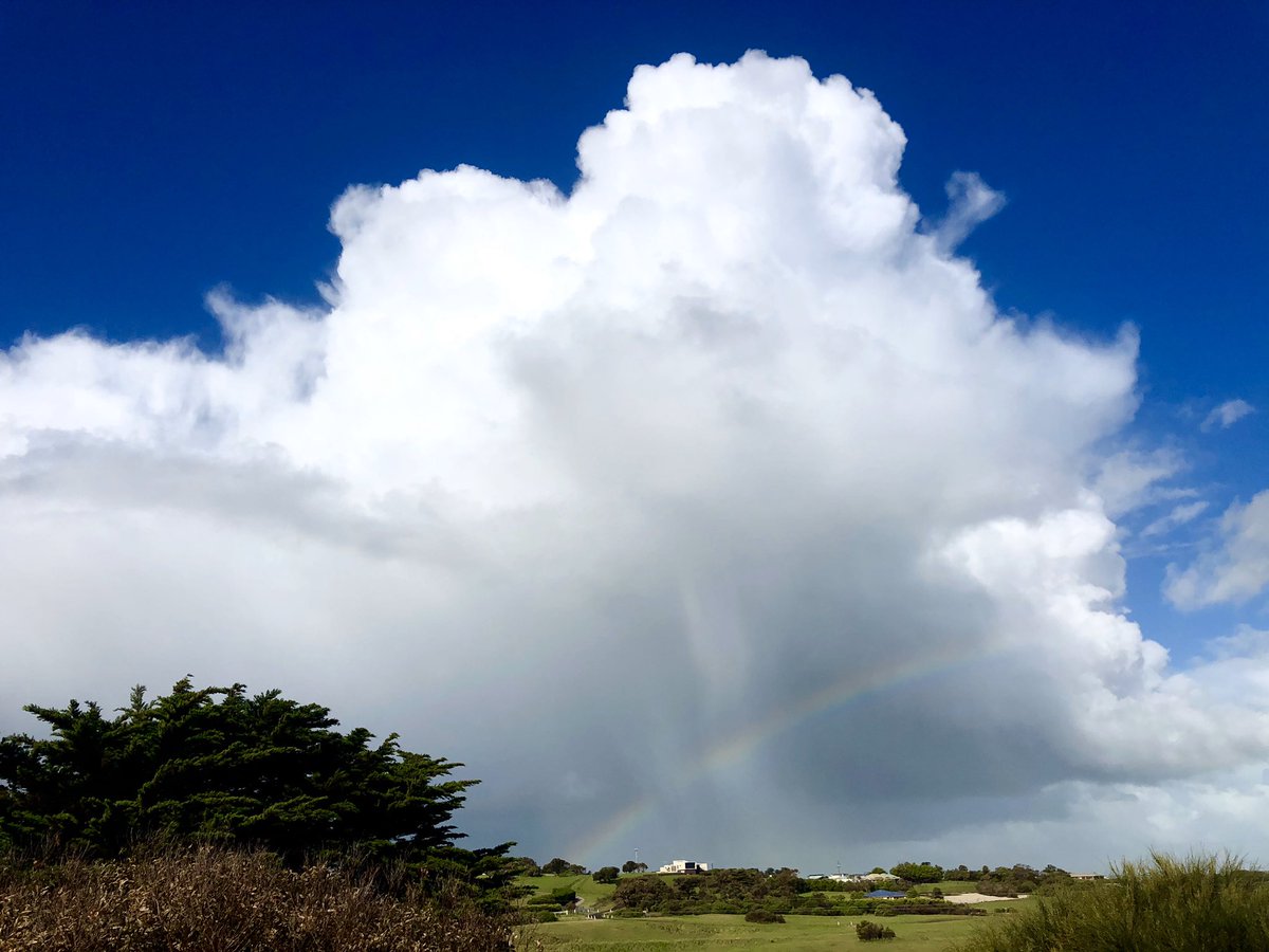 wildcoastimages's tweet photo. Hailshafts and rainbow on the back end π
@BOM_Vic #spring2019 #weather #gippsland #southgippsland #sthgippy #gippy https://t.co/JzuQ6Ql179