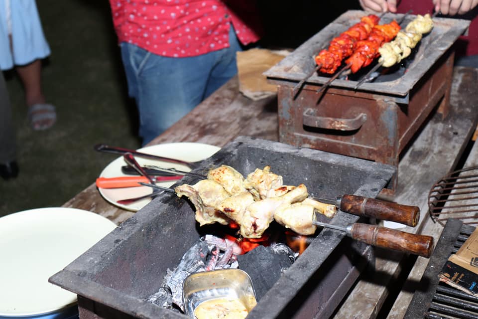 brew_hq's tweet image. Wishing you all a very happy and prosperous Diwali from team Statusbrew.
May the festivities of Diwali over-whelm everyone&apos;s heart with joy and happiness.
.
.
#diwaliparty #brewcrew #barbequenight #diwalivibes #festivity #lifeatstatusbrew #teamparty #ecofriendlydiwali #startups