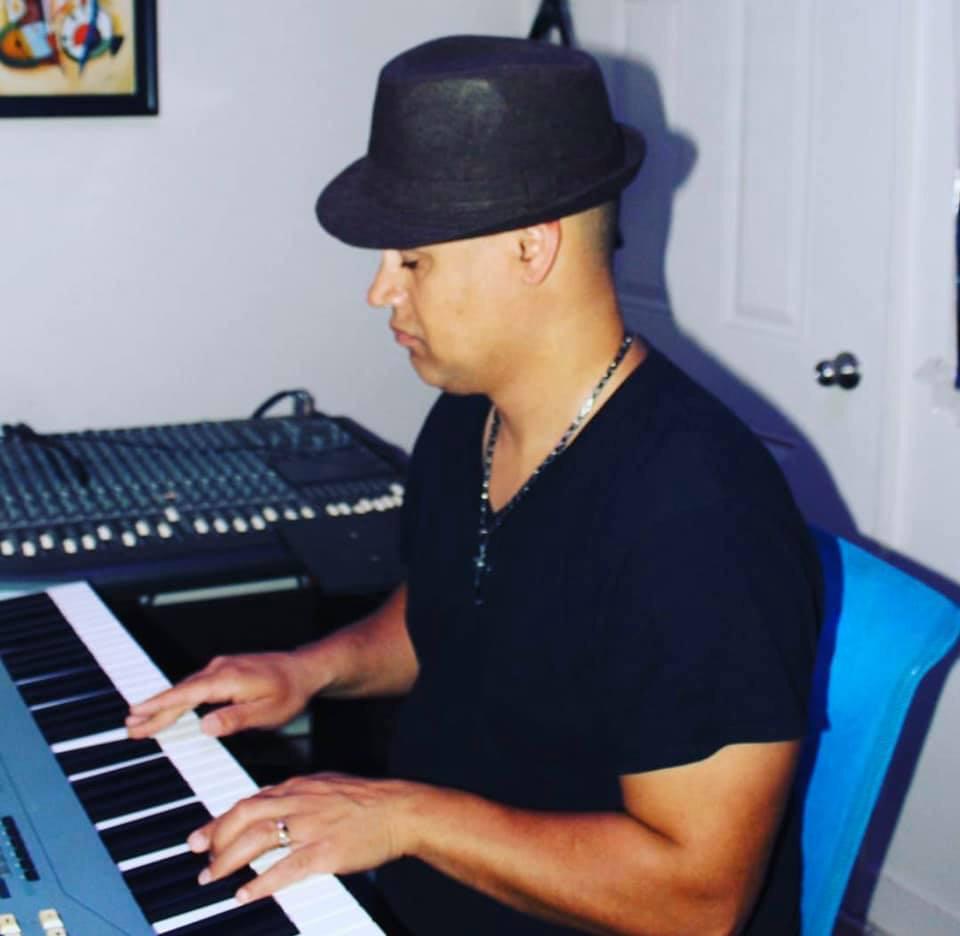 mccrecords7's tweet photo. 📰 New Music Coming Soon‼ Gospel Artist/Jazz Pianist Shanti Chapman on Music City Capital Records
#music #genre #song #songs #melody #hiphop #rnb #pop #love #rap #dubstep #instagood #beat #beats #jam #myjam #party #partymusic #newsong #lovethissong #remix #favoritesong #bestsong https://t.co/3BFeLjwDzy