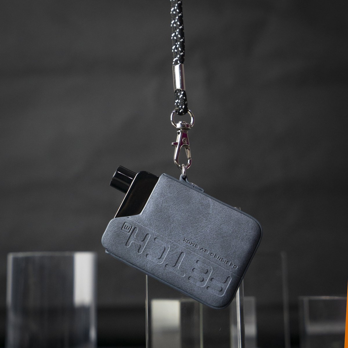 SMOKTECHLOGY's tweet photo. What about this one?😉
✨#FETCHMINI leather case✨
➡️https://t.co/5hFCInjkK3
#smokfetchmini #fetchmini #fetch #smok #smoktech #vape #vapor
WARNING:This product is intended to be used with e-liquids that may contain nicotine.Nicotine is an addictive chemical.For adult use only. https://t.co/gk5uOPDryC