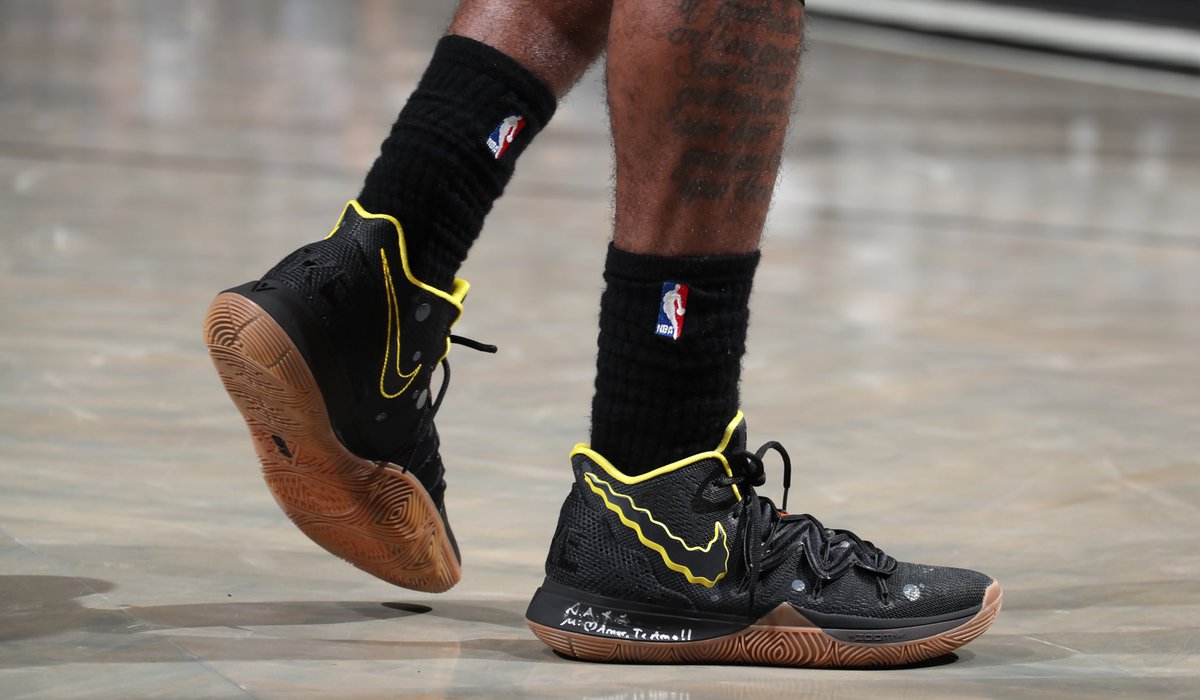 kyrie 5 black spongebob