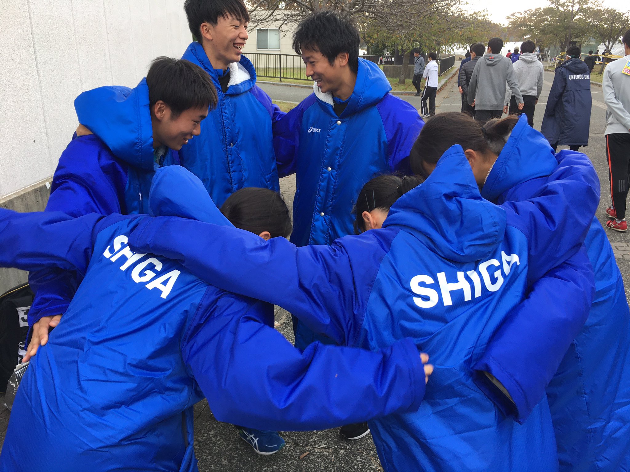 滋賀陸上競技協会 日本選手権リレー 福岡 U 18男女混合4 400mrに滋賀代表チームb決勝結果 B決勝3着 3分34秒68 1走 琴寄 晴仁 彦根翔西館 2走 清水 麻衣 伊吹 3走 上田 陽 大津商業 4走 森本 錬 比叡山 予選よりタイムを上げることができず