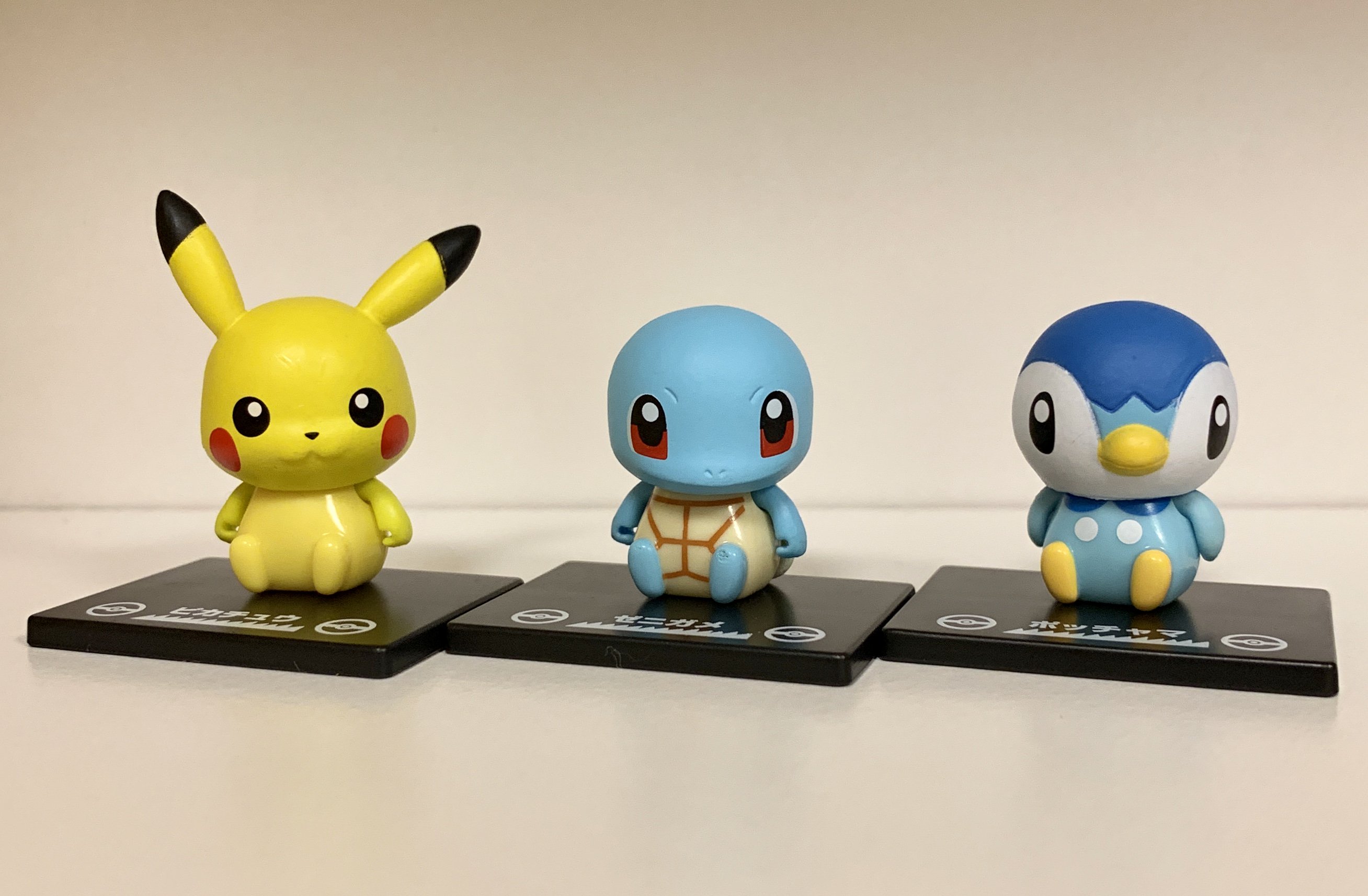 ポケモンセンターnakayama コレキャラ ポケモンシリーズ始動 名前入りの台座付き T Co Agpldeu3xy Twitter