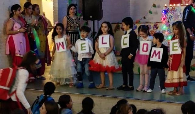escolaDrassanes's tweet photo. 🎇🎊HAPPY DIWALI!!!!🎉🎆
Un cop més la festa del #Diwali ha estat un èxit!
Gràcies especialment a les mares de l' @AMPADrassanes
Els infants de 5è de #gransdrassanes també han participat en el marc del #projectejunts
La festa també ens connecta! #connexionsdrassanes1920 https://t.co/FWzgk6cDs6