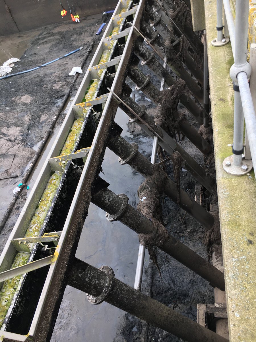 More than 65% of the 9,500 blockages we've cleared from our sewer network this year were caused by #wetwipes.
We're cleaning a tank at our Marske Treatment Works, scraping out all these &amp; about 150 tonnes more.
Please: only toilet paper, pee and poo down the loo!
#Unblocktober