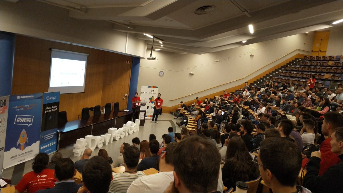 Iniciando el día #DevFestGal