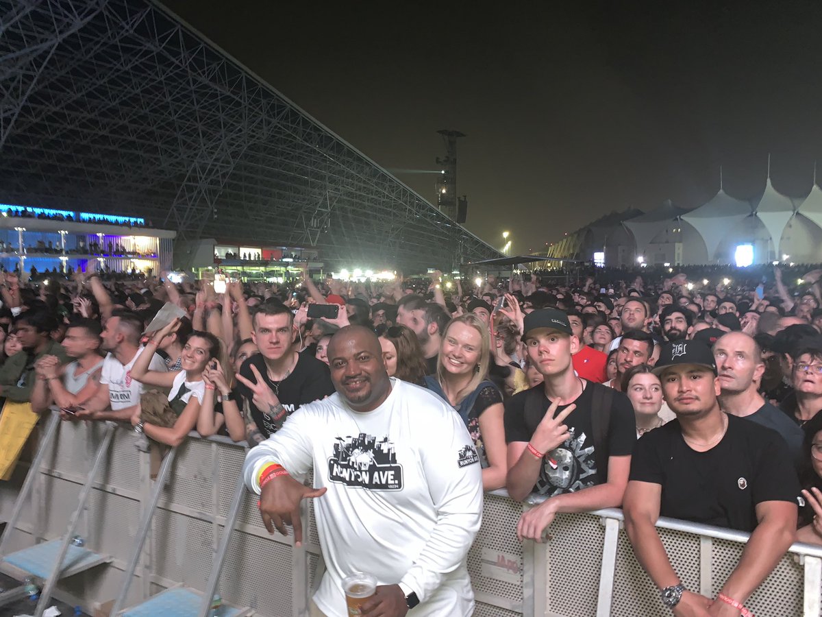 RunyoneA's tweet photo. What an awesome night & show. Old friends, I haven’t seen since Em first got signed backstage. #theblockremembers #runyonave #Eminemreturnstoabudahbi #uae #bahrain #saudiarabia https://t.co/eqvjMVvqbg