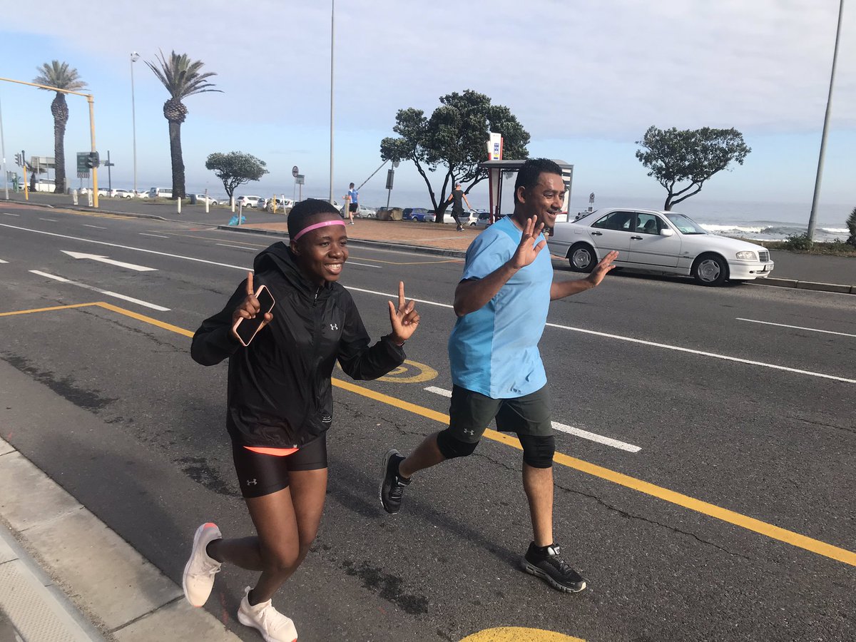 ilisolezwe's tweet photo. Nazo ke iimbaleki ezintsha zika @underarmourza - nguLuthando Hejana waseMdantsane, Thalia Charalambous waseBhayi, Sibusiso Madikizela wakwaZulu noNobukhosi Tshuma waseZimbabwe!

#UAEliteRunners https://t.co/mz0r89QP26