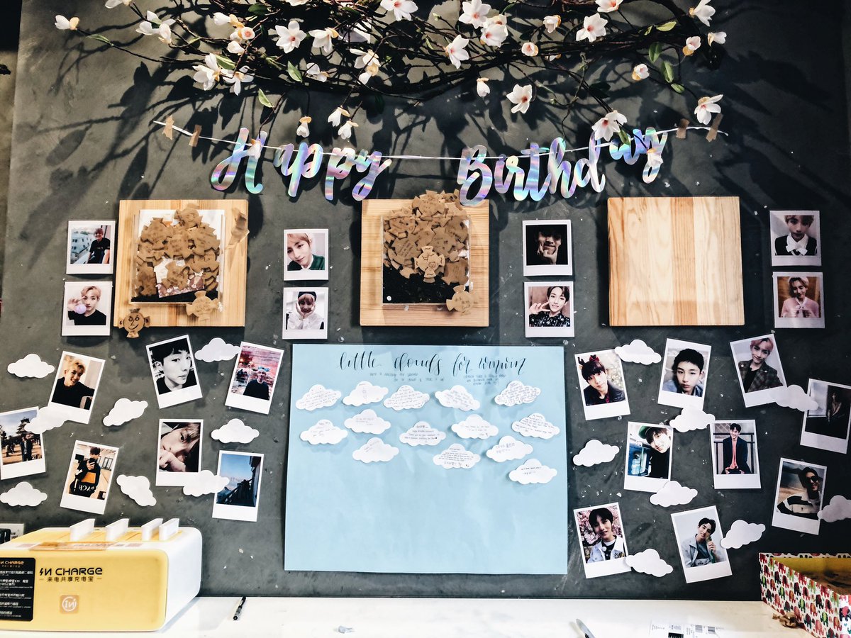 d__sc's tweet photo. Day 1 of our Winwin cupsleeve event #LITTLECLOUDWW at King Tea, Sydney was a huge success- we sold out of our cupsleeves❣️we’ll restock at 11am tomorrow so make sure to drop by if you havent! We worked really hard &amp; would love your support in celebration of Winwin Day❤️☁️ #DSCSYD https://t.co/qZBAJ0Uhmu
