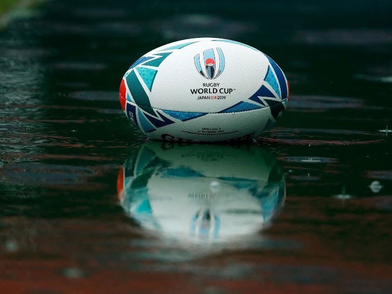 LockDownMedical's tweet photo. Come on England! 🏴 🏈 #lockdown #rugby #acjstability #orthopaedics #shoulderinjury https://t.co/PZGRKBfkv1