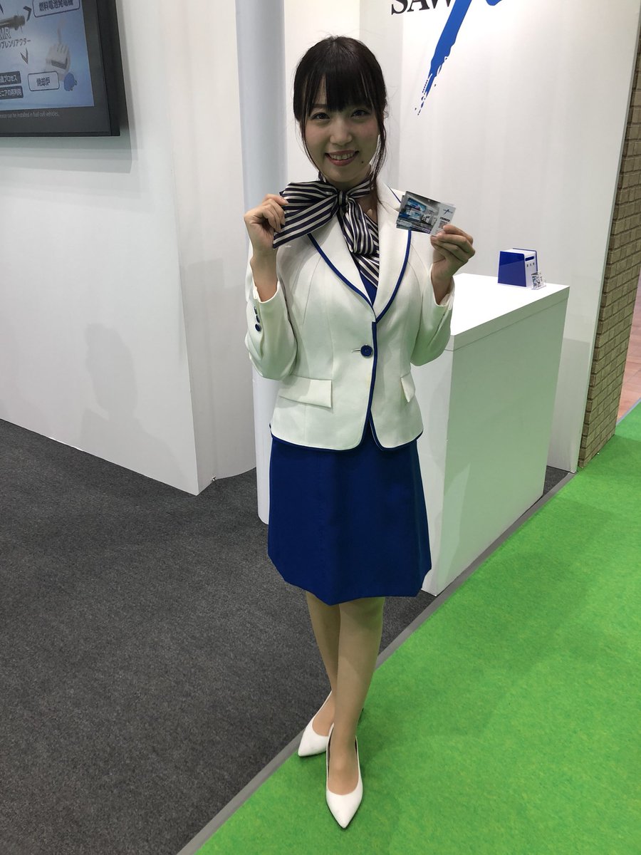 sabikinosaito's tweet photo. 【東京モーターショー2019】
2019年10月26日(土)
18時05分
東京ビッグサイトで、澤藤電機のコンパニオンさんとヤッホ〜!
#TMS2019 #東京モーターショー2019
#澤藤電機 #高瀬真実
#東京ビッグサイト https://t.co/q1NyAe4wdX