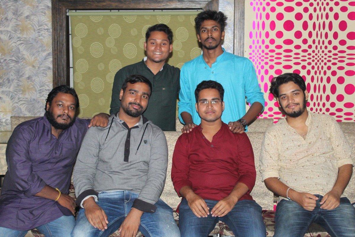 LectureNotesIN's tweet image. 💥💥Happy Diwali to all from team LectureNotes💥💥
On the eve of Dhanteras, everyone at LectureNotes got a surprise gift of sweets and a portrait of goddess Laxmi.
Also, we had a dinner party and enjoyed a lot. All thanks to our directors for an amazing arrangement.
