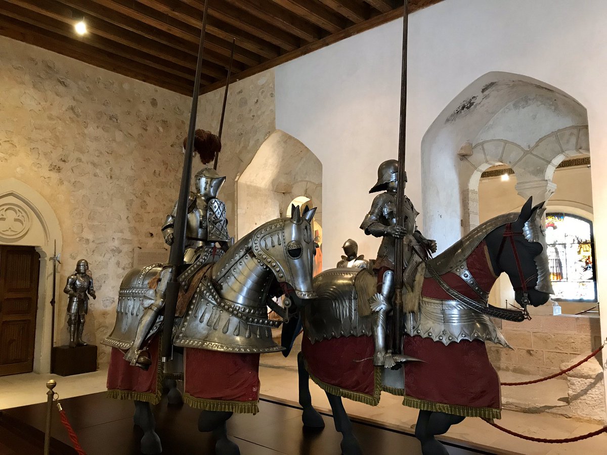 TKFeissner's tweet photo. #Armory of #AlcázarDeSegovia #Segovia #Spain https://t.co/Tos2ybih4i