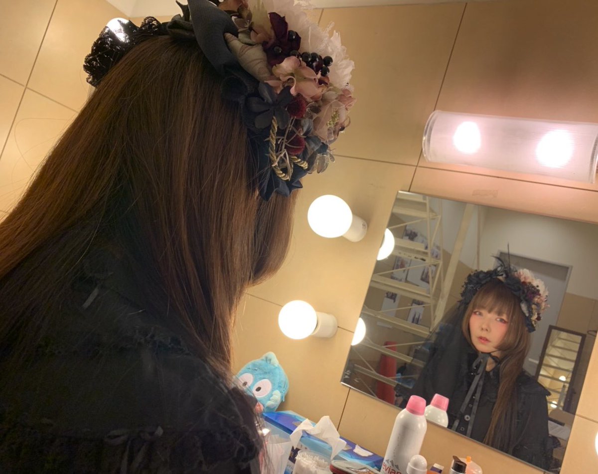 Aiko Official 名古屋2日目の今日はハロウィンライブでした 毎回特別な時間を過ごすことが出来て本当に嬉しいです みんなのおかげです 今日はお菓子あげたけど私はみんなからいっぱい美味しいごちそうもらった ありがとう