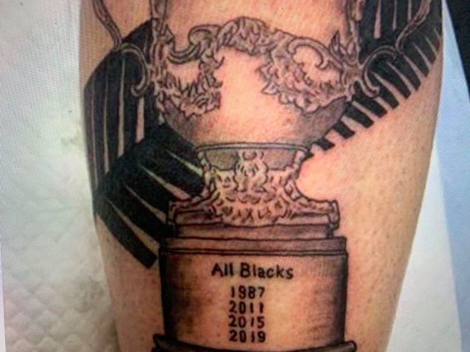 How does one 'erase' a tatoo?

#RWC2019 #RWCYokohama 

<a href="/AllBlacks/">All Blacks</a>