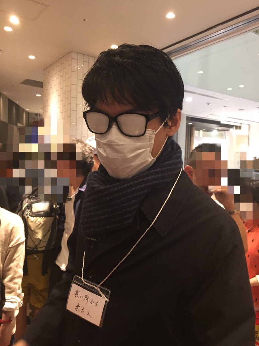 大田 翔 去年 僕がした仮装はこれです 寒いところから来た人 地味ハロウィン 地味ハロ T Co Ahugpxvgdr Twitter
