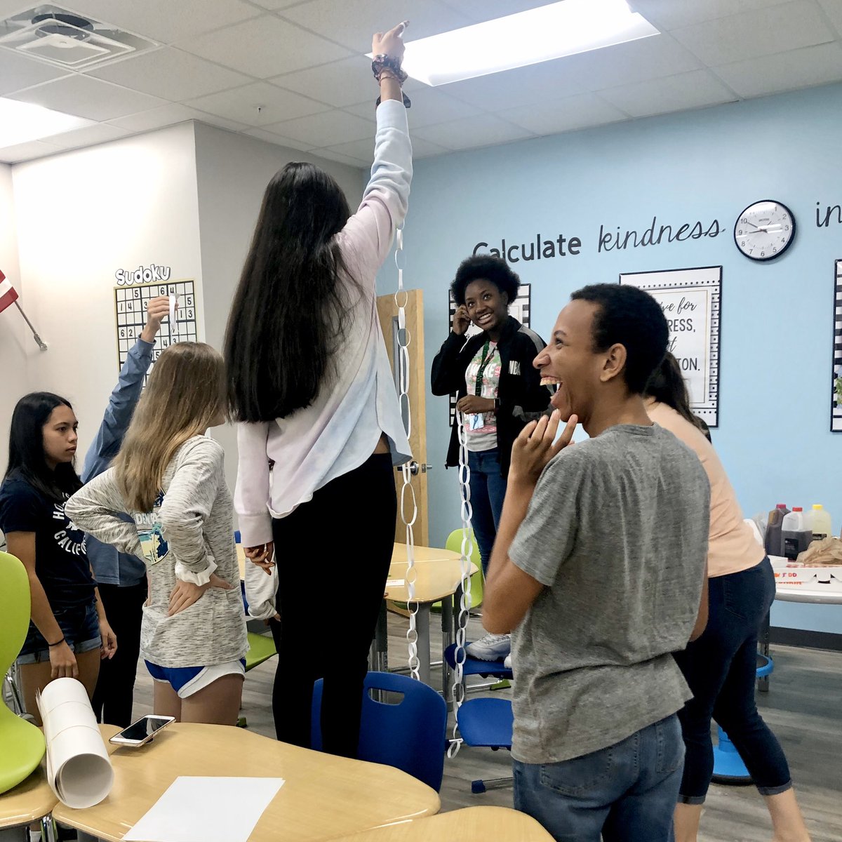 ybkcreative's tweet photo. Saturday workshop with #PatelHSYearbook โ
๐// @PatelHigh #FormingYOURFuture #YourStoryIsOurStory @HJYearbook https://t.co/AgAG7l9gmg