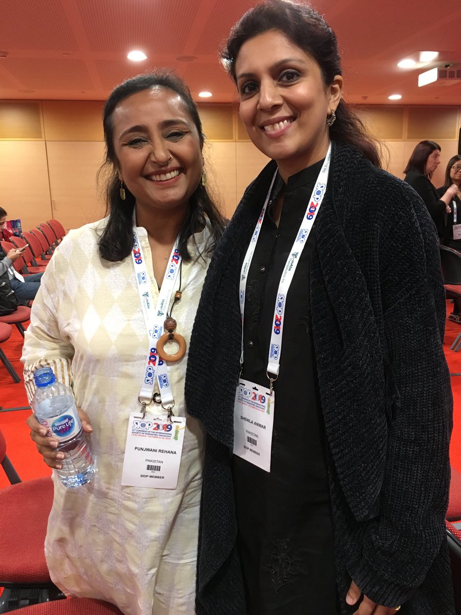 ANNEGAGNEPAIN's tweet photo. Outstanding presentations of the nurses at #SIOP2019 ! #MyChildMatters nursing awards #sanofi Espoir Foundation https://t.co/e1yPxP7AE3
