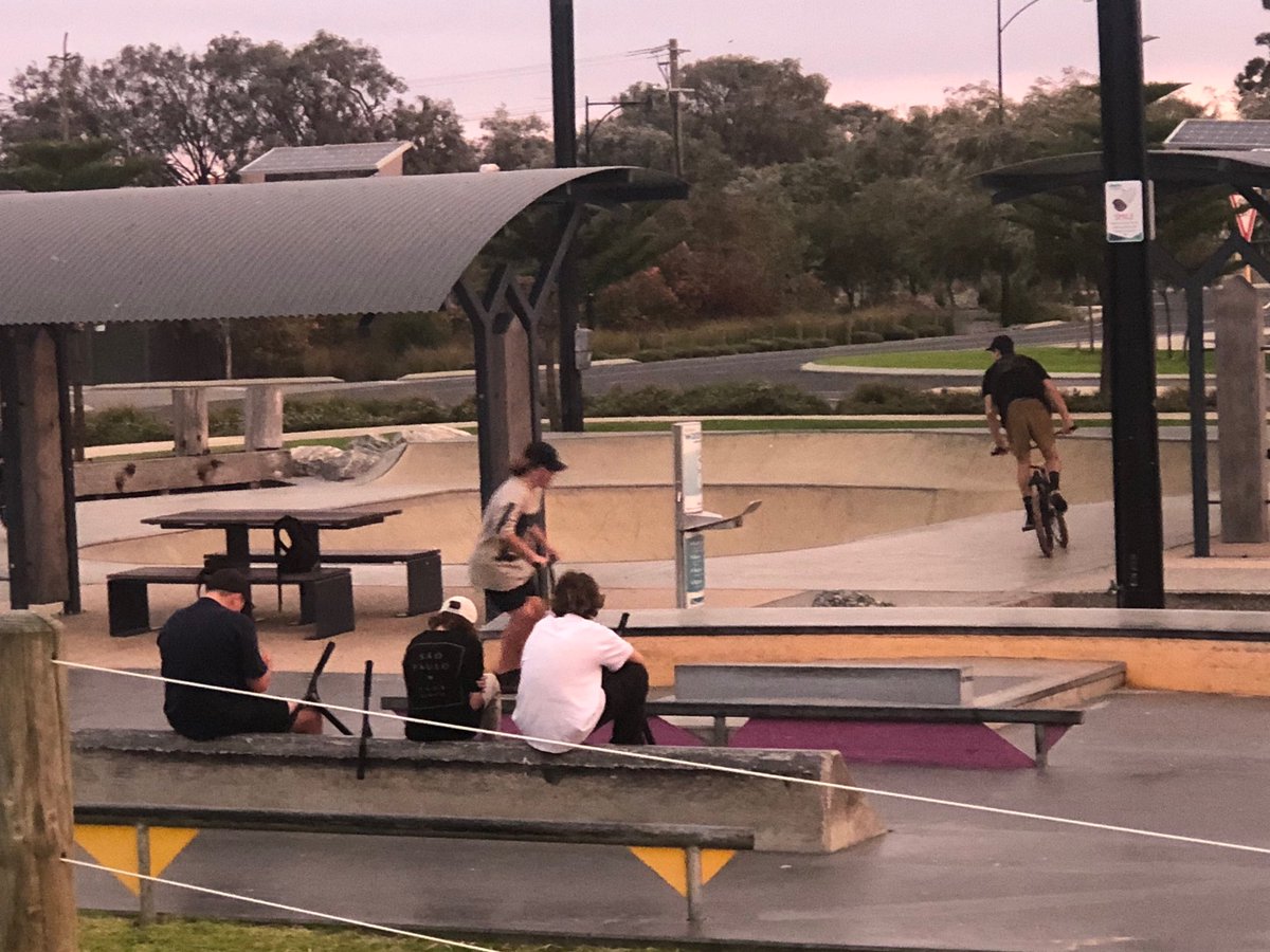 LisaJaneWood's tweet photo. Skateparks = teenagers having a public space where don’t feel excluded; getting physical activity; socializing, taking turns, encouraging each other #bustingstereotypes @UWAresearch @DLGSCsport https://t.co/rlyO9MDsJ2