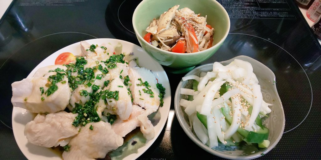 カリメロママ On Twitter 美味しそう 私もさっぱり系が好き が しかし 我が家の夕飯は冷凍保存 ハンバーグに衣をつけて メンチカツに さっぱり系 どの口が言った 笑