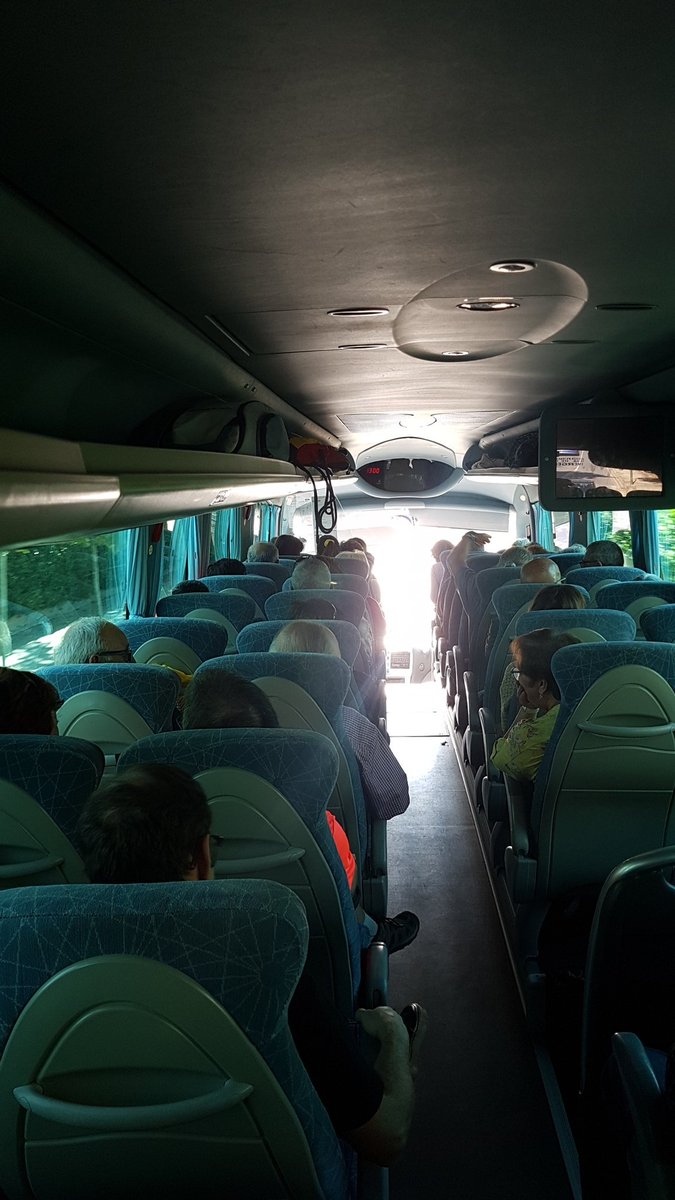 castellvellinde's tweet photo. cap a Barcelona.  desde #castellvelldelcamp #NoPararem #SentènciaProcés #LlibertatPresosPolítics https://t.co/U4bwTioU7B