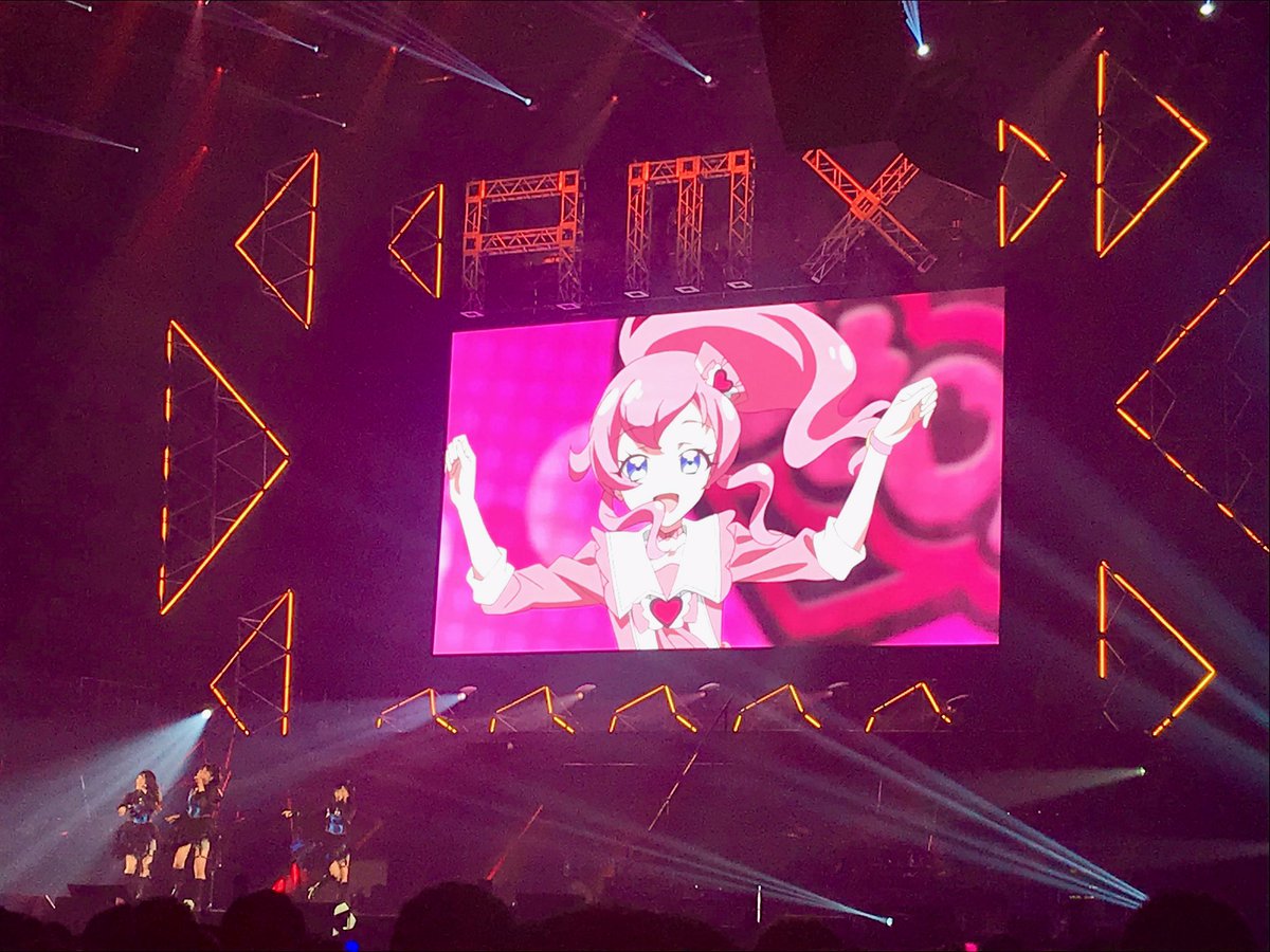 アニメ キラッとプリ チャン 公式アカウント V Twitter 本日開催の Animax Musix 19 Kobe にて Run Girls Run がメドレーでキラリスト ジュエリストとダイヤモンドスマイルを披露しました プリ チャンのオープニング曲とってと盛り上がりました