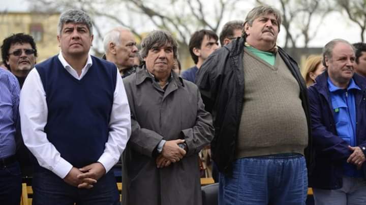 Piden pan y pesan todos más de 100 kg. Piden paz y todos los días alteran el orden público. Piden trabajo y no labura ninguno hace 30 años.