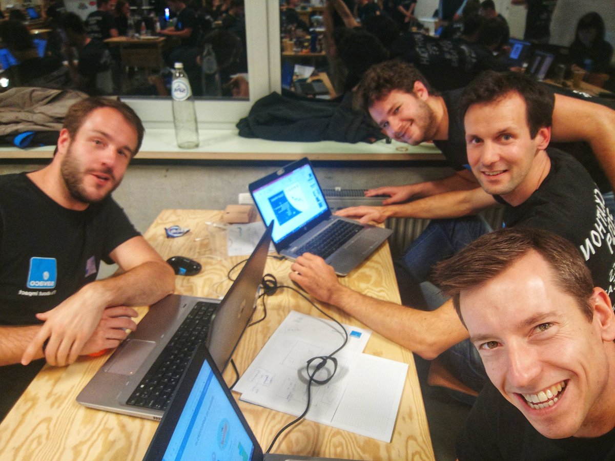 kareldewinter's tweet photo. Top team! #SavacoHackathon https://t.co/Nz5Pt7JKKq