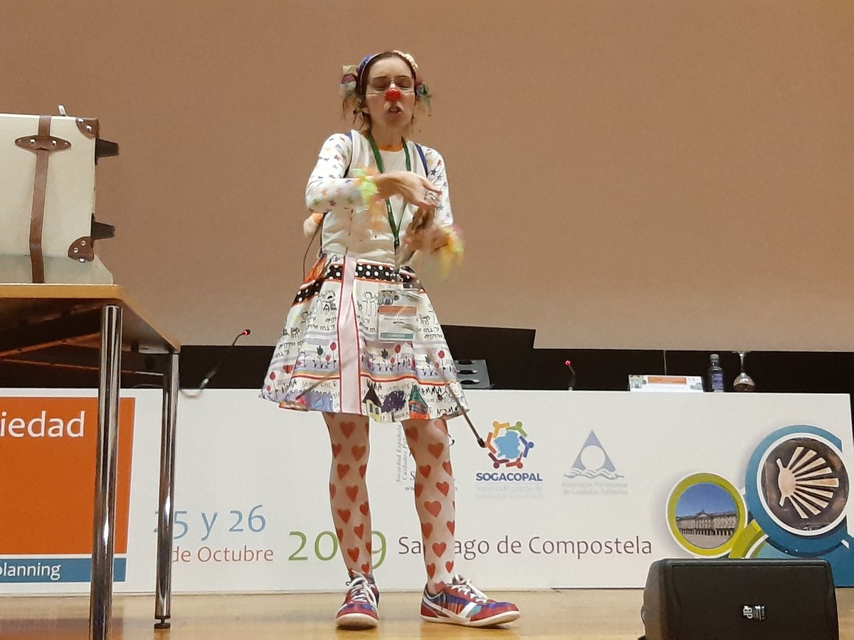 elechover's tweet photo. Acabamos congreso @Secpal2019 con una breve conclusión presentada por Amandina, de #clownfusion.
..Jugar y despertar la parte derecha del cerebro... https://t.co/zftUv1Zyz0