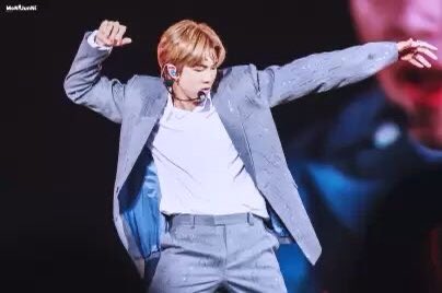 MoNiJunNi's tweet image. 191026 the final in seoul

#방탄소년단 #BTS #김남준 #RM #NAMJOON @BTS_twt