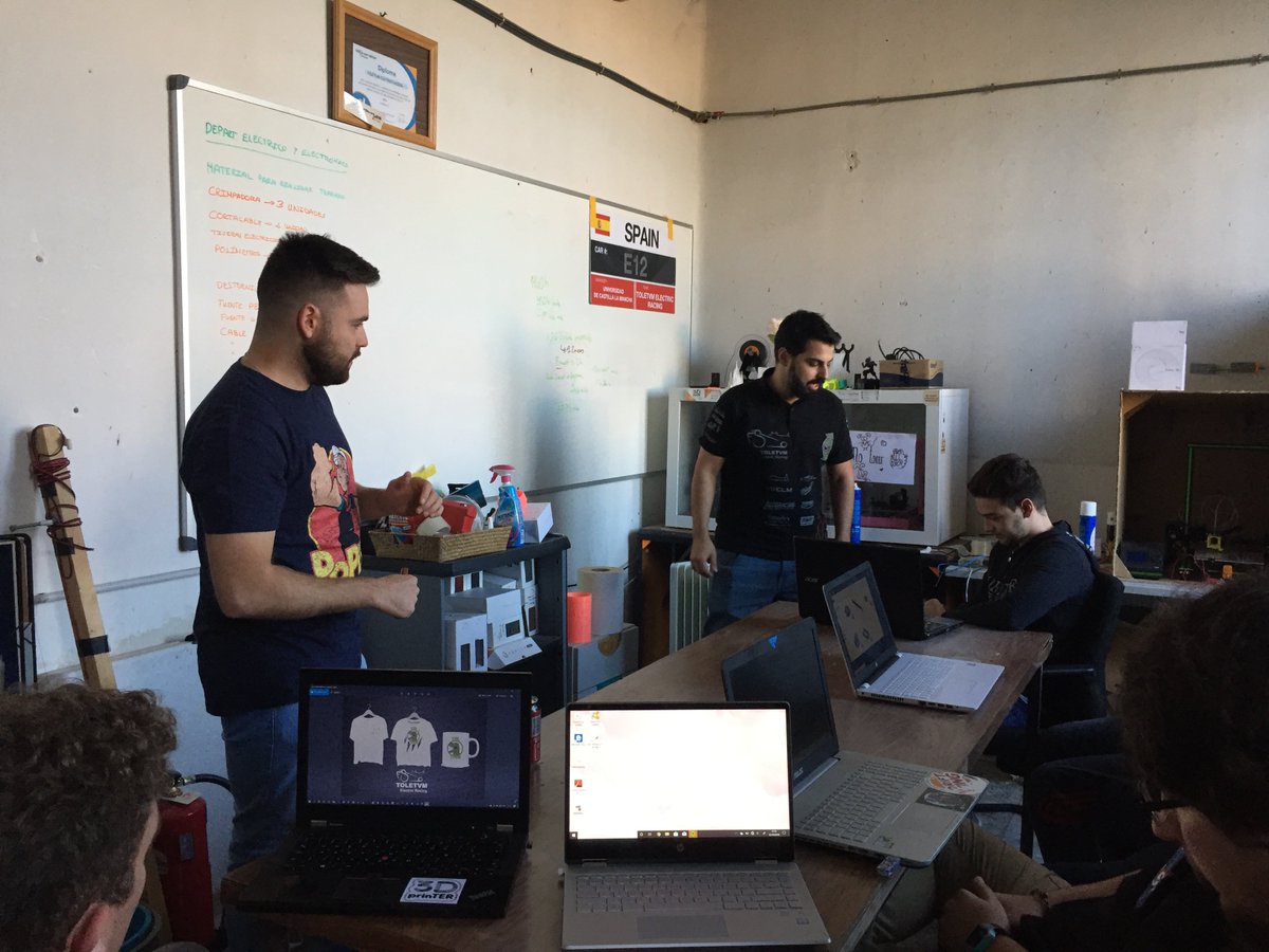 Dando unos últimos retoques a lo que tenemos preparado para nuestro próximo evento el #16N con @ciencialacarta !!