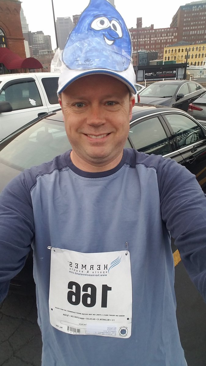 mhagesfeld's tweet photo. Hey @neorsd @WallyWaterdrop, I'm running water! Get it? #runforjustice #pickuppoop https://t.co/tKEab5s6a5