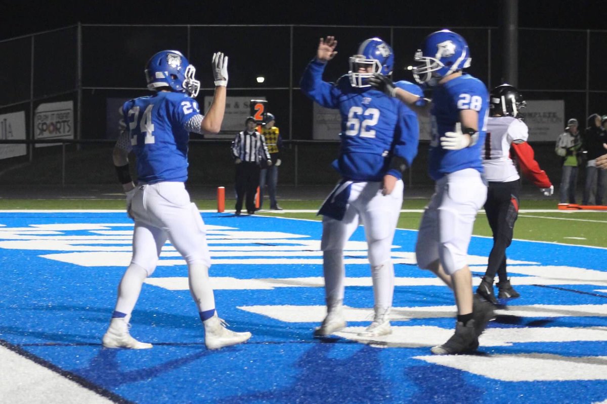 AfterHSFootball's tweet photo. JWP at Blue Earth tonight at 7.  2nd round of 2A playoffs.  Winner will play for the district title vs the winner of Medford at Maple River. Let’s Go!!! https://t.co/IrbYJ7tIBn