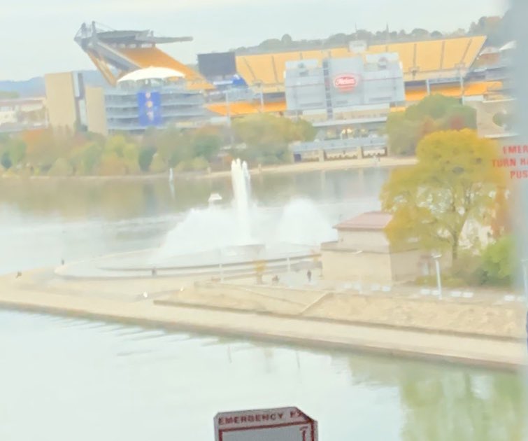 Great conference with colleagues #Gameday <a href="/UPMCSportsMed/">UPMC Sports Medicine</a> <a href="/UPMC/">UPMC</a> <a href="/Pitt_FB/">Pitt Football</a> <a href="/CanesFootball/">Miami Hurricanes Football</a> <a href="/UHealthSports/">Sports Med Institute</a> <a href="/univmiami/">University of Miami</a>