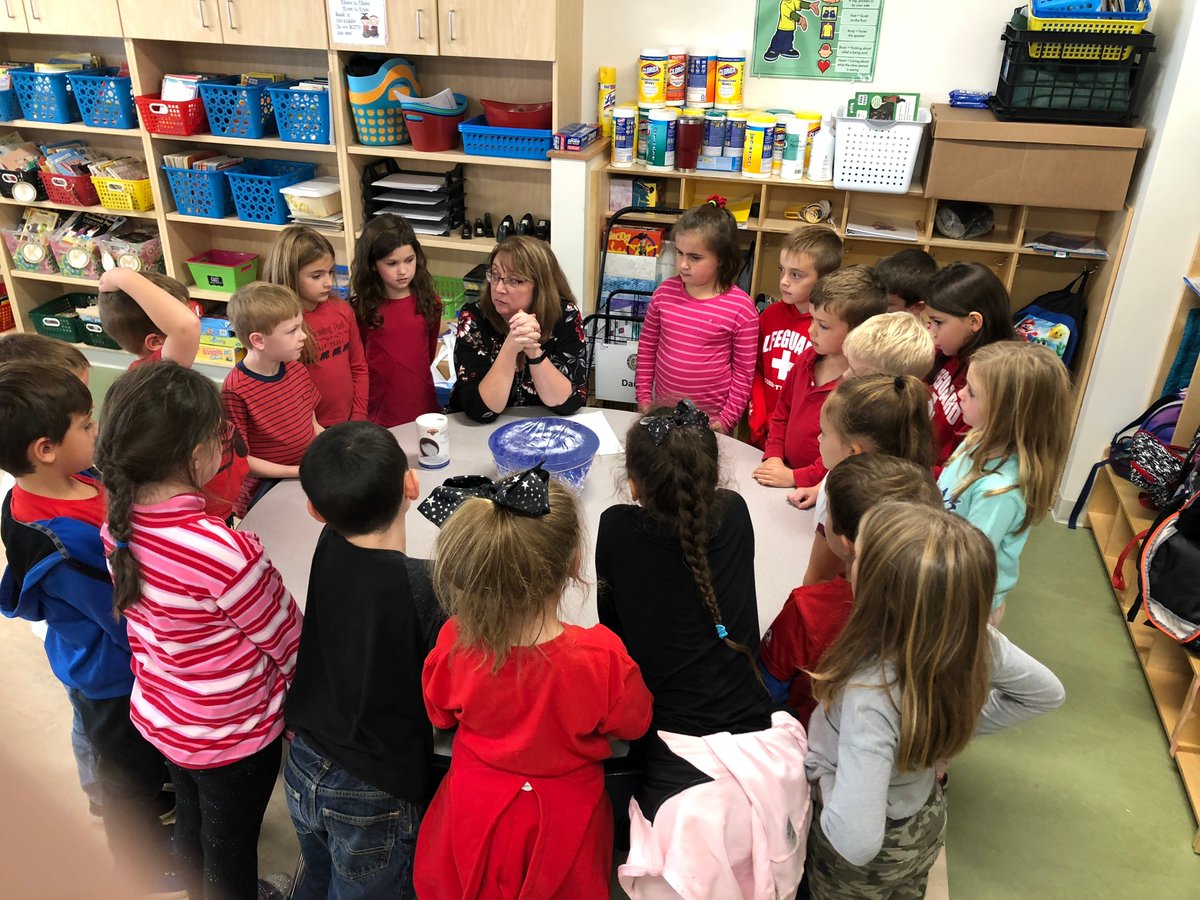 learning about sound waves by making salt dance #heysalt #firsties