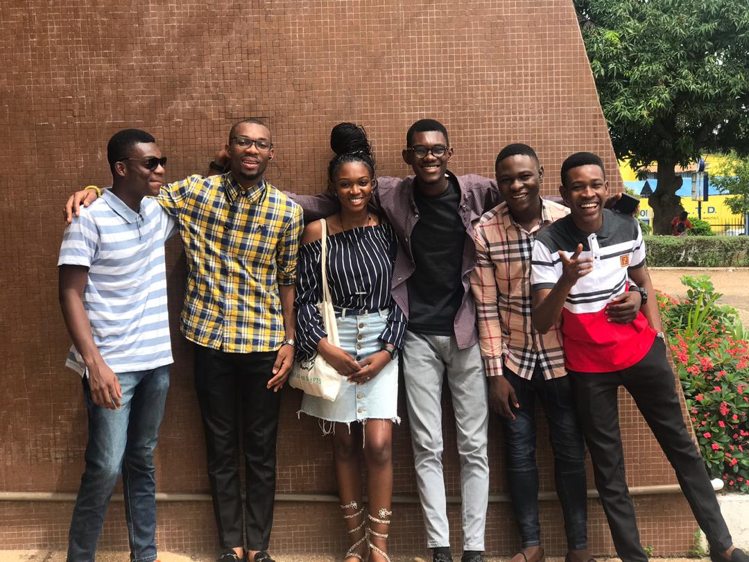 DanyEarl__'s tweet photo. Special thanks to @mey3_nHyiRa , @_ChristsBride_ and my bros❤❤ for taking time off their schedules to be part of the broadcast: and also to share their testimonies with us!!
Grateful to each one of you!!
God bless you Mightily😊!

#Transform
#withJesus https://t.co/RqGnQF9YG2